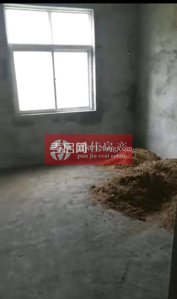 【潘佳房產(chǎn)推薦】【滿二乾坤陽光 高層觀景房140平米南北通透精裝105萬】