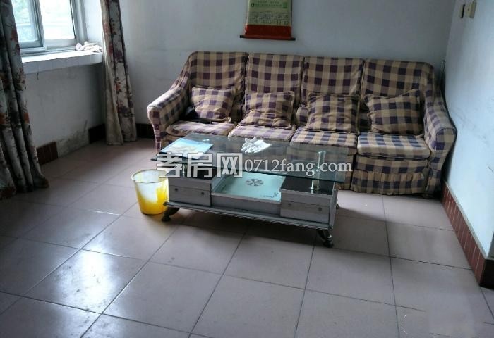 F81萬峰苑2/6簡裝2/1/1兩證滿五面積62平米售價(jià)30萬