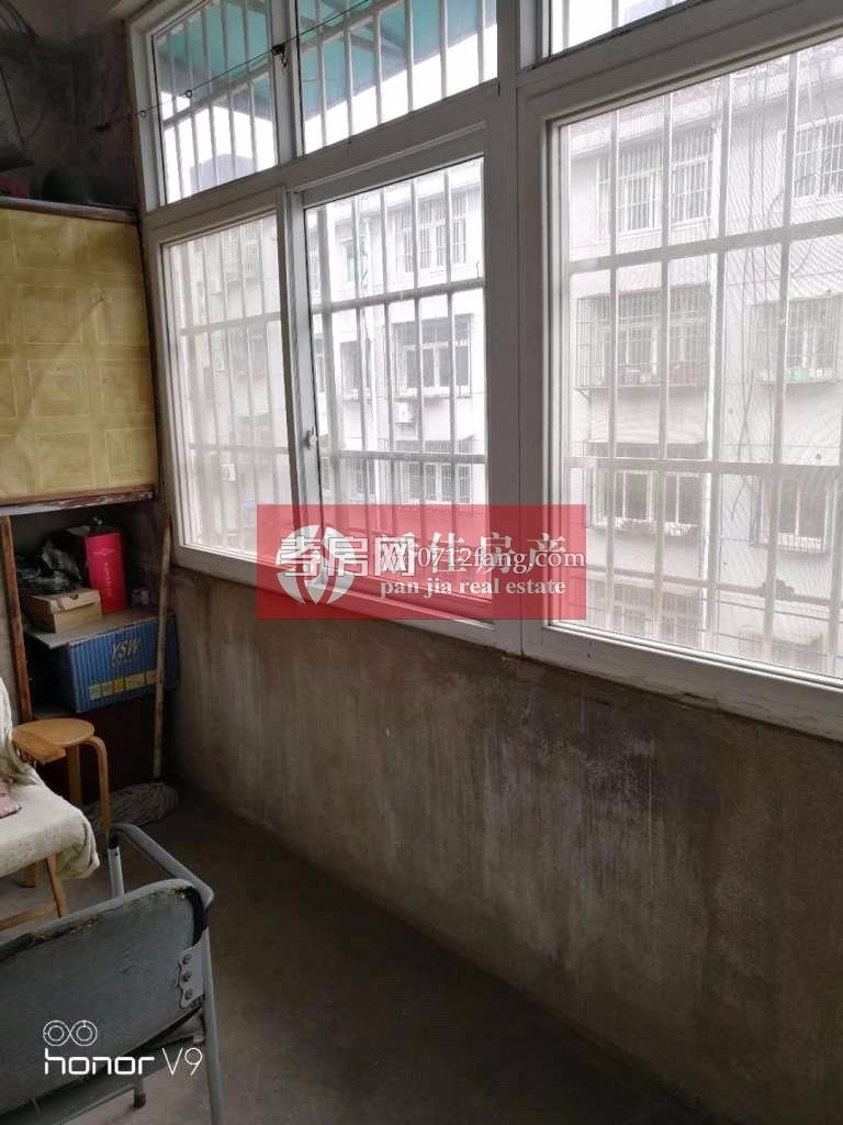 【富庭嘉園】滿二！體育路富庭嘉園110平三室兩廳39萬(wàn)誠(chéng)售！