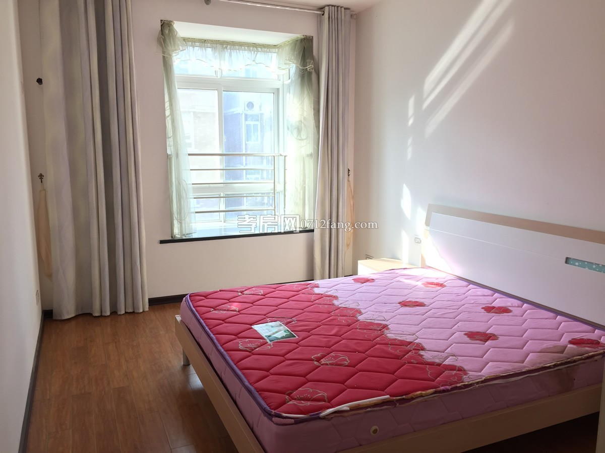 西湖明珠精裝好房出租，家電齊全，拎包入住