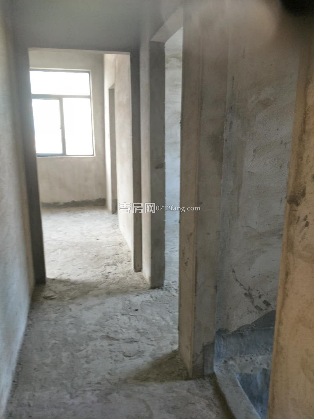 E177金東華府27/31毛坯3/2/2不動(dòng)產(chǎn)證面積114平米售價(jià)92萬