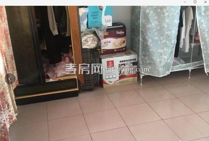 E314万山小区4/5两证满二2/1/1简单装修面积65平米售价32万