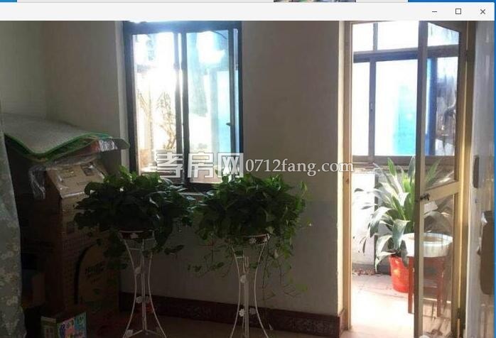 E314万山小区4/5两证满二2/1/1简单装修面积65平米售价32万