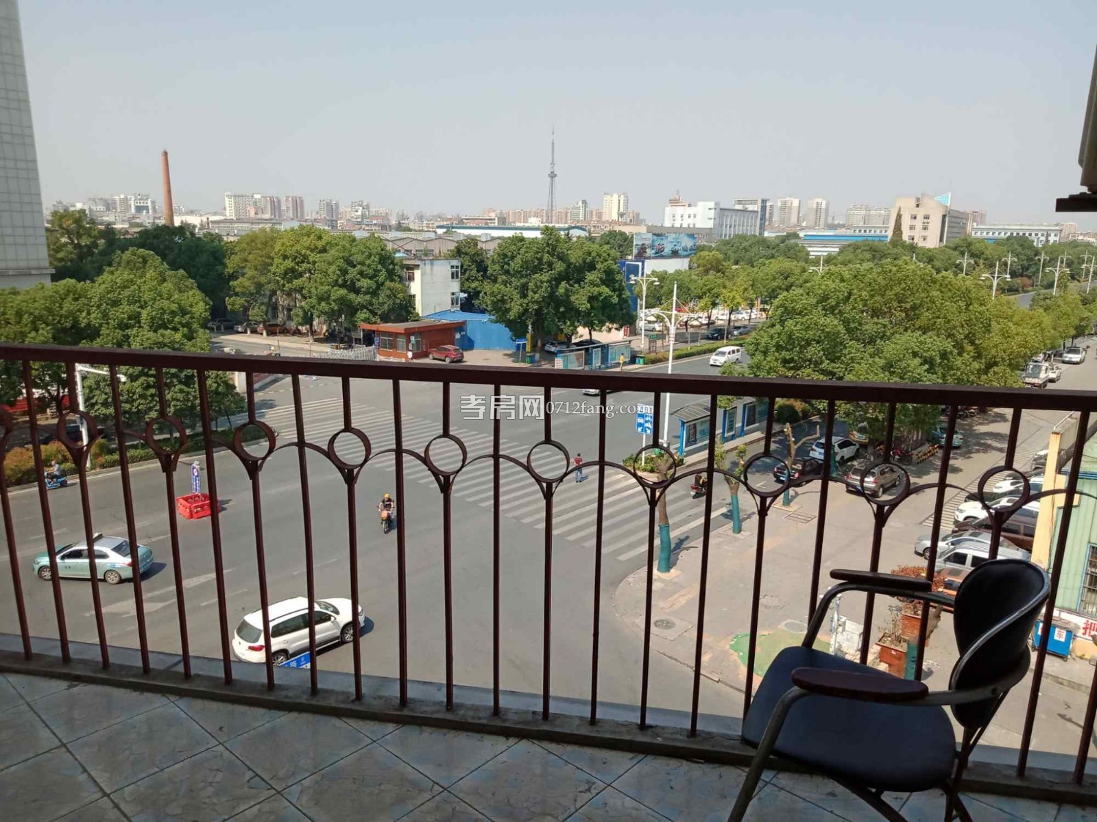 A3590宇济城中城3/2/1简装3/6两证满五面积126平售价55万