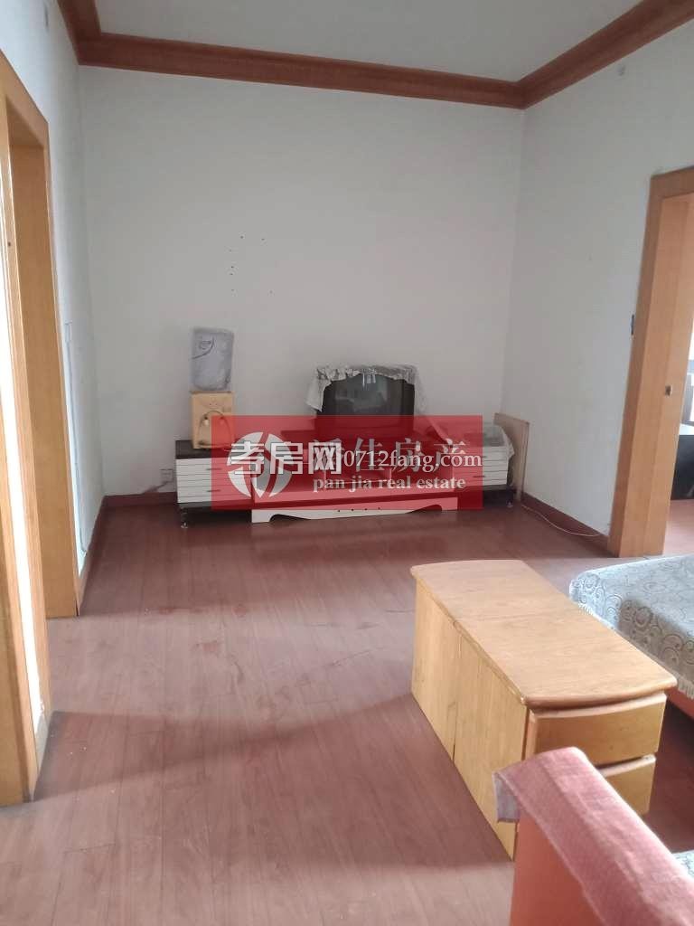 【紅峰苑好房68㎡25萬急售！】