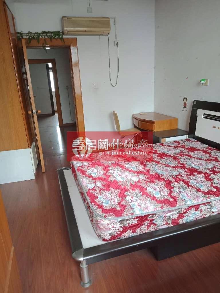 【紅峰苑好房68㎡25萬急售！】