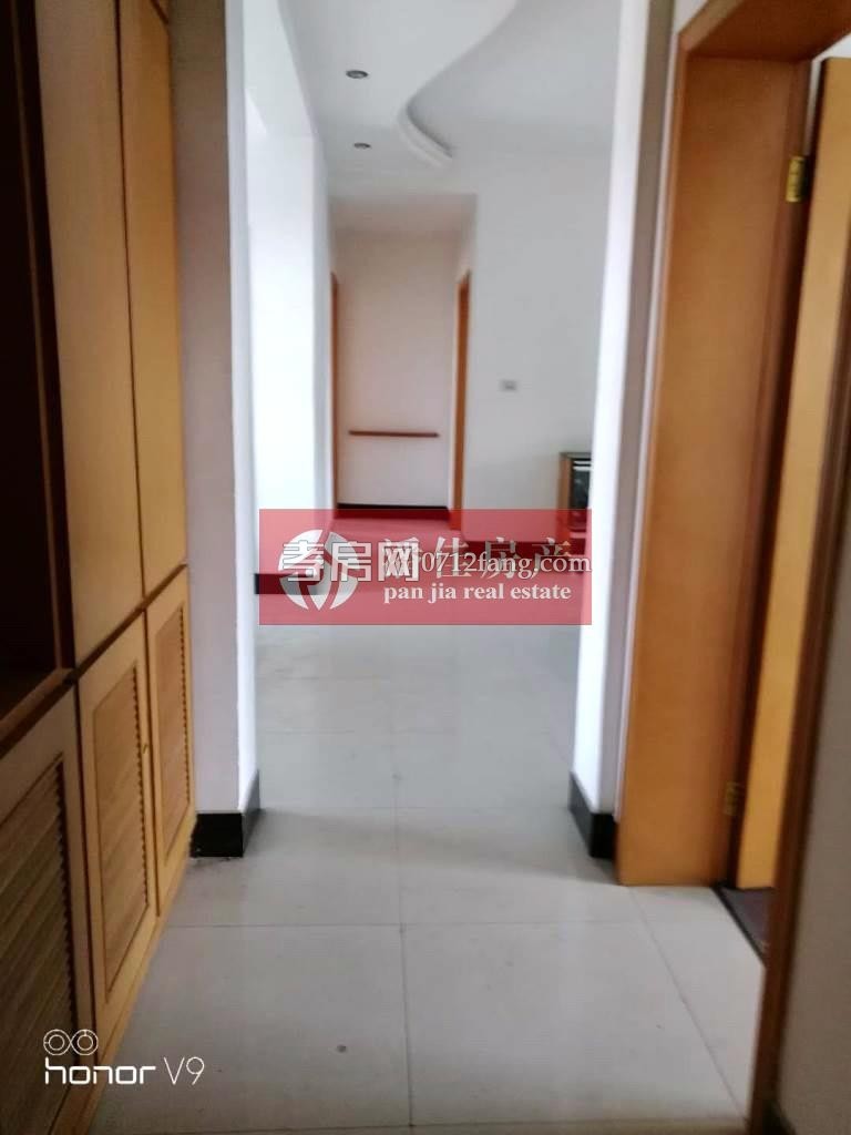 【潘佳房產(chǎn)推薦】兵工花園105㎡3室2廳中裝拎包入住只要48萬(wàn)