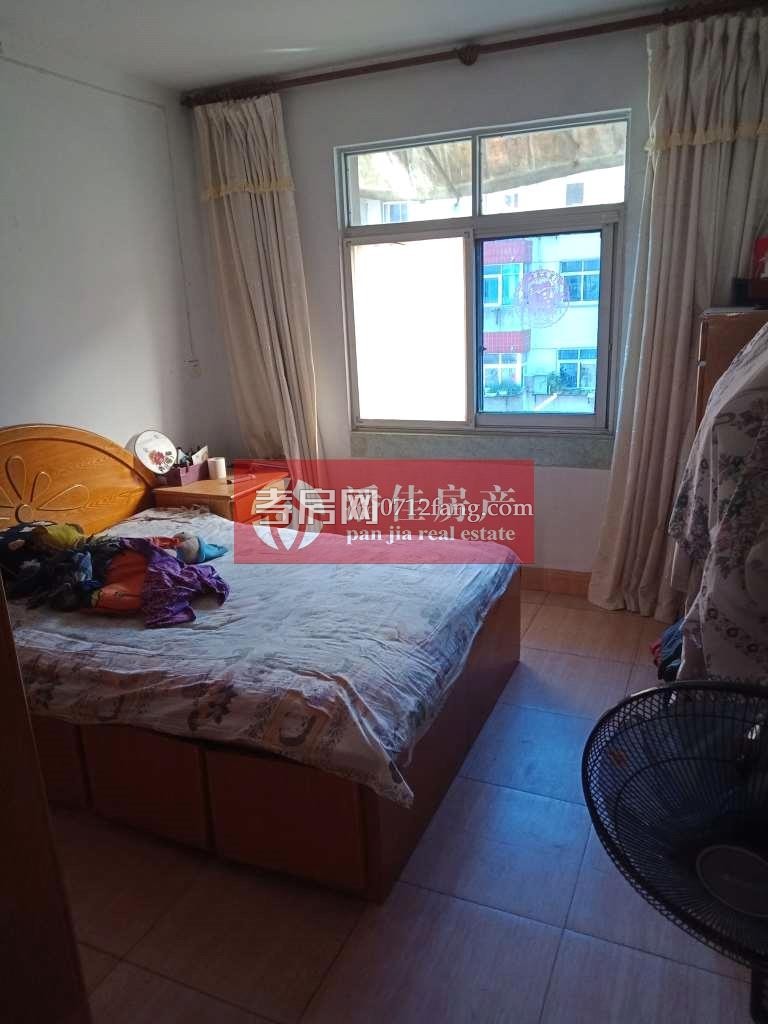 【東苑小區(qū)好房83㎡41萬急售?。?！】