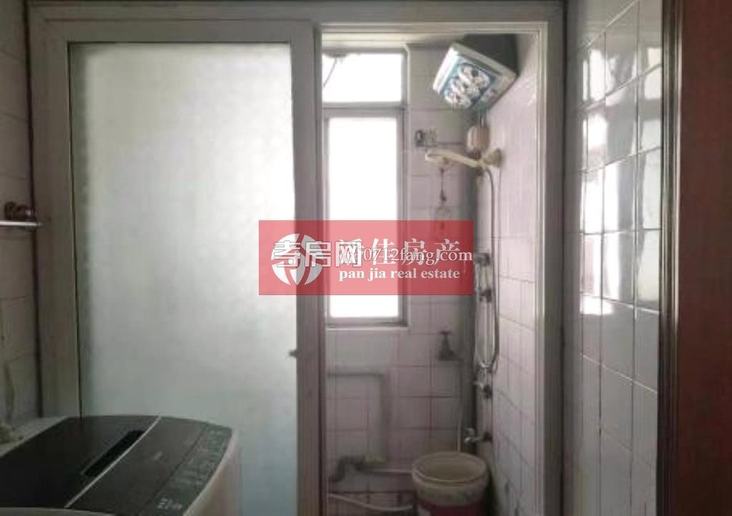 【北京路東苑小區(qū)4樓49.5萬(wàn)急售！送儲(chǔ)藏室！】