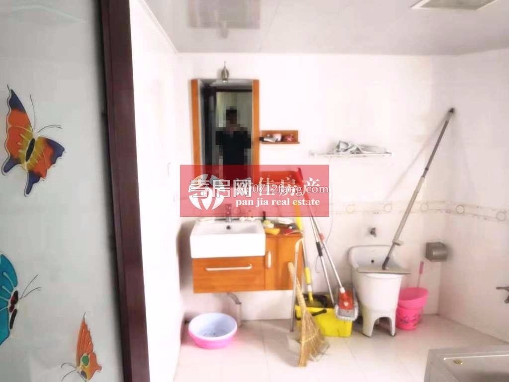 【民邦熙公館】滿5維一！民邦熙公館137平中層3室2廳中裝拎包入??！