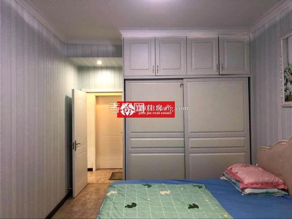 【潘佳房產(chǎn)推薦】【槐蔭大道大潤(rùn)發(fā)超市對(duì)面槐蔭閣4樓110平米三房40萬(wàn)】