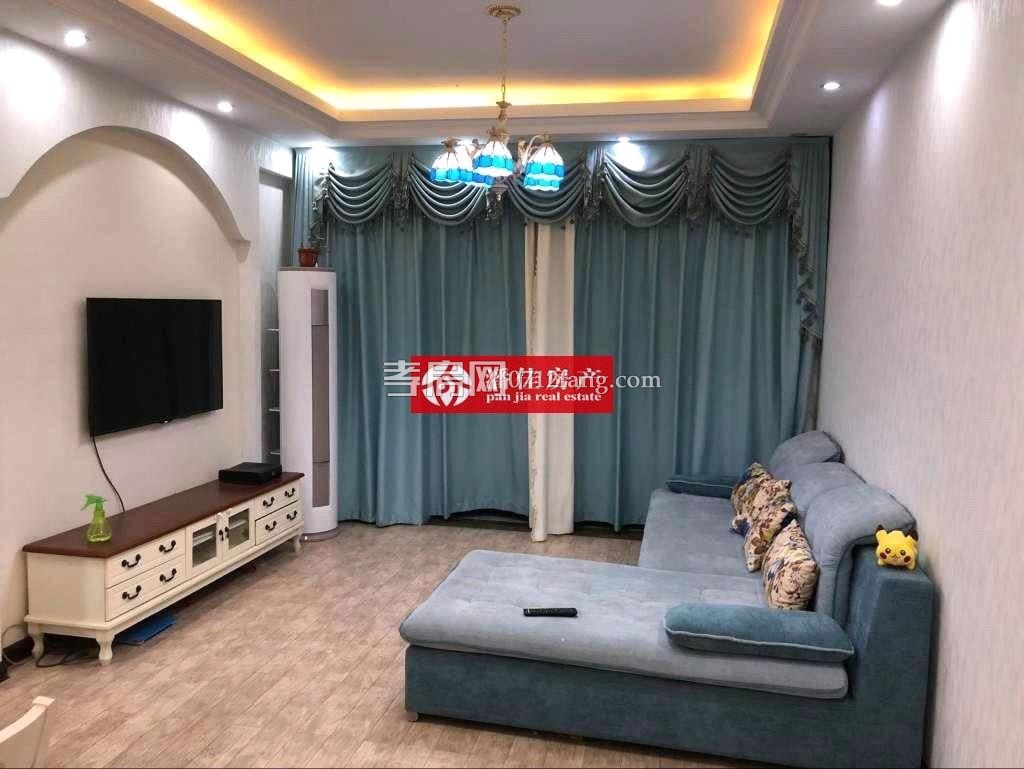 【潘佳房產(chǎn)推薦】【槐蔭大道大潤(rùn)發(fā)超市對(duì)面槐蔭閣4樓110平米三房40萬(wàn)】