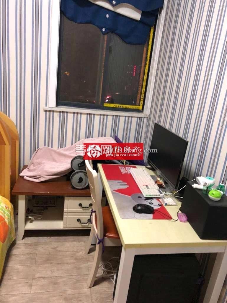 【潘佳房產(chǎn)推薦】【槐蔭大道大潤(rùn)發(fā)超市對(duì)面槐蔭閣4樓110平米三房40萬(wàn)】