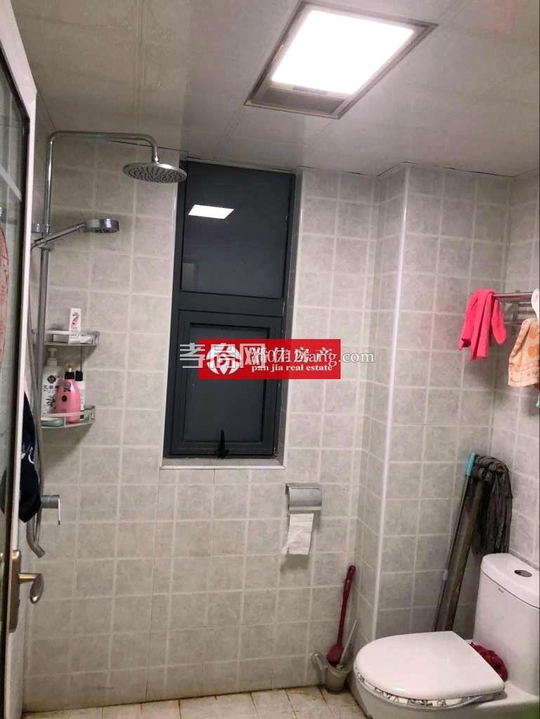 【潘佳房產(chǎn)推薦】【槐蔭大道大潤(rùn)發(fā)超市對(duì)面槐蔭閣4樓110平米三房40萬(wàn)】