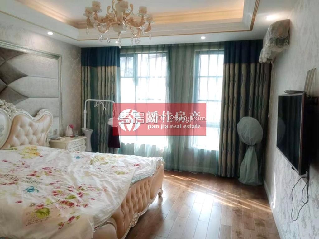 【潘佳房產(chǎn)推薦】【抄 ！中建國際119平中層3室2廳2衛(wèi)精裝94萬】