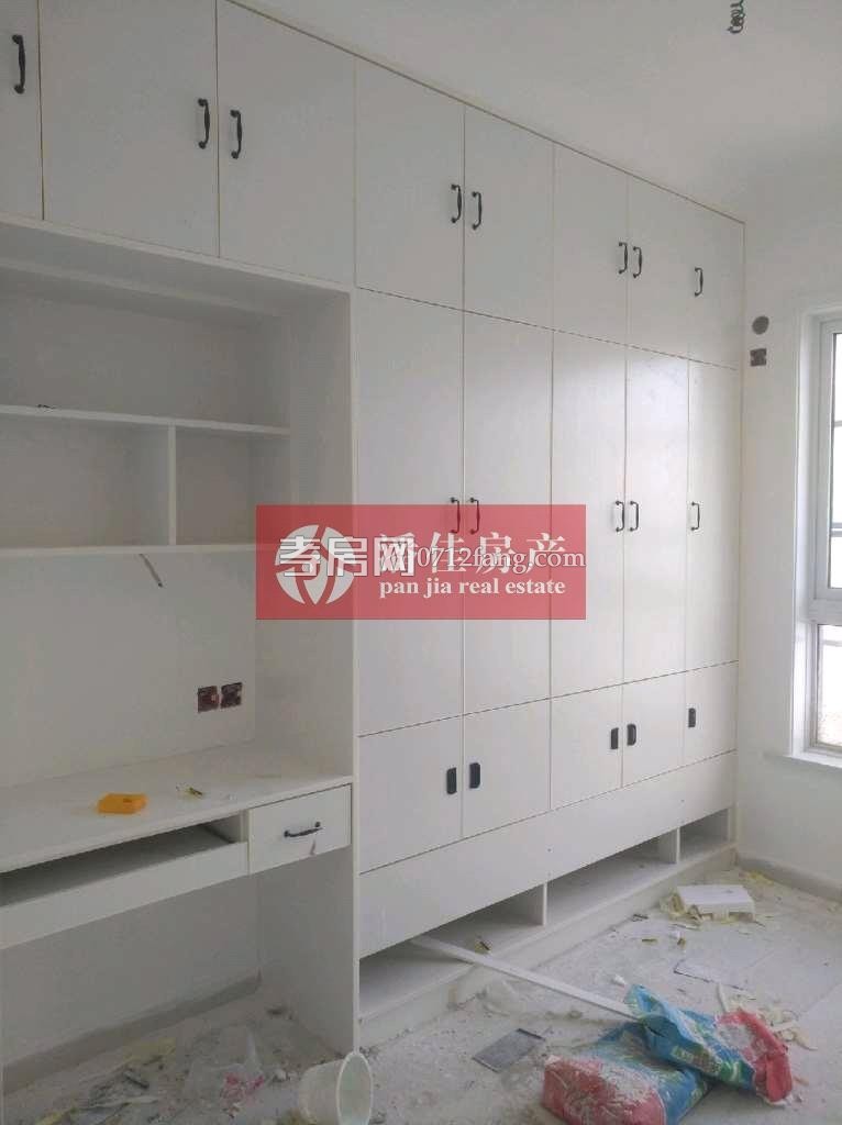 【潘佳房產(chǎn)推薦】【滿五 蔚藍(lán)新都129.64平米精裝南北通透】