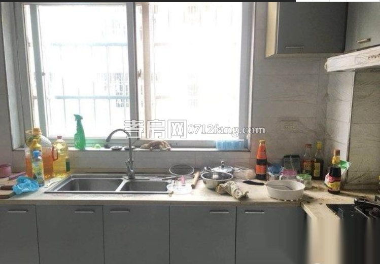 福星城3室2廳2衛(wèi)128平米南北通透兩證滿五看房方便