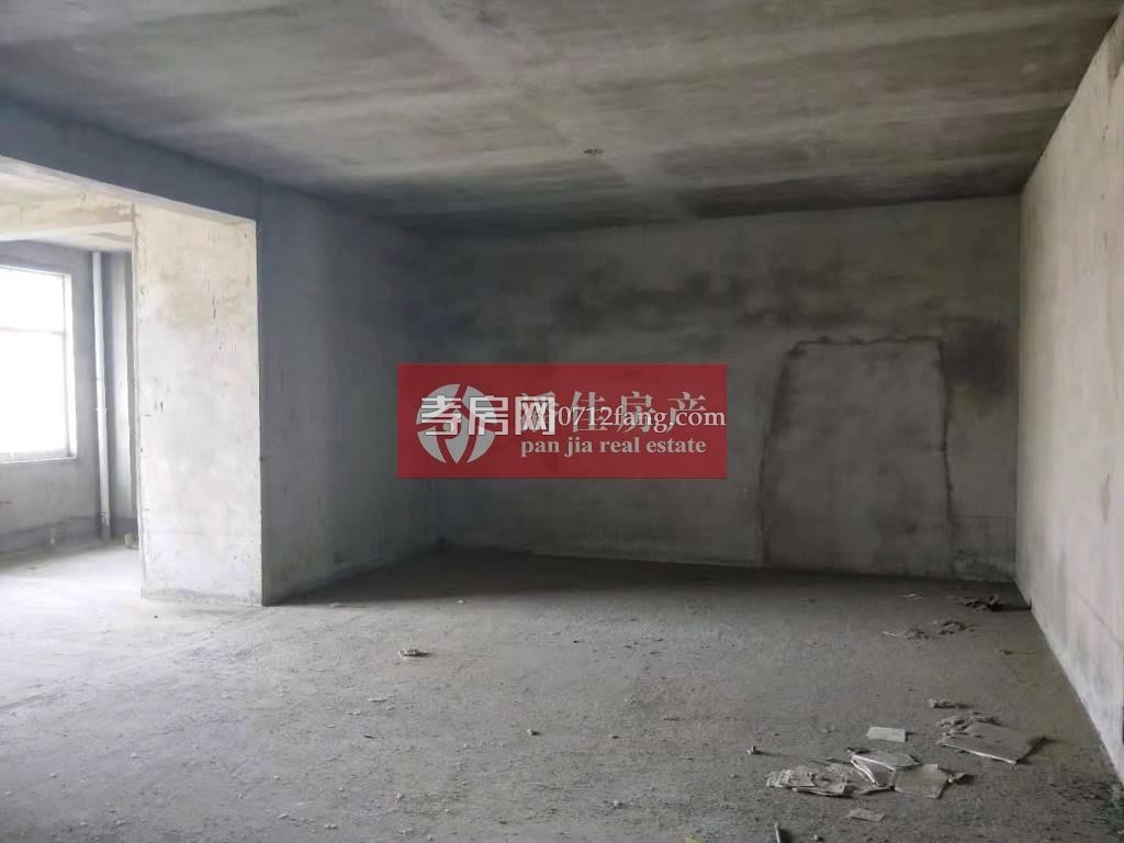 【潘佳房產(chǎn)推薦】【百佳豪庭小高層大戶型134平米高層南北通透精裝98萬】