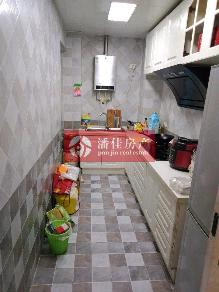 【潘佳房產(chǎn)推薦】【翡翠名都 中層102平米全新精裝75萬】