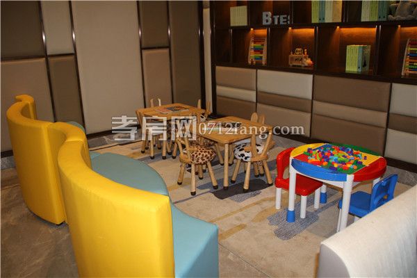 兒童娛樂區(qū).jpg