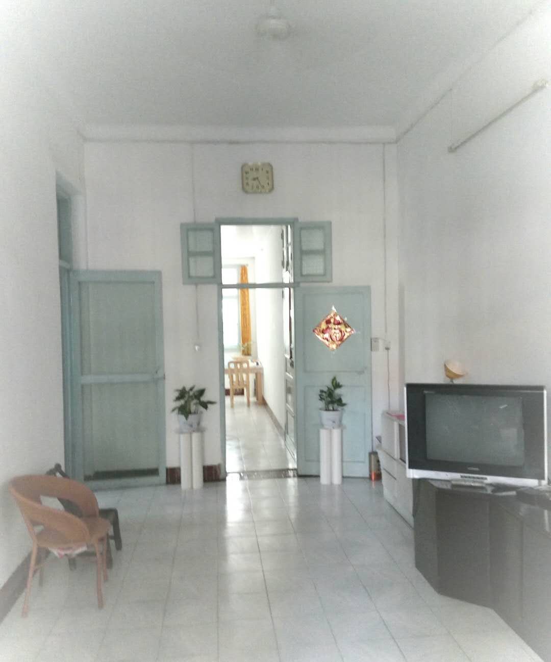 孝感市委大院緊俏優(yōu)質(zhì)三 房+養(yǎng)老房（3室2廳2衛(wèi)）急售