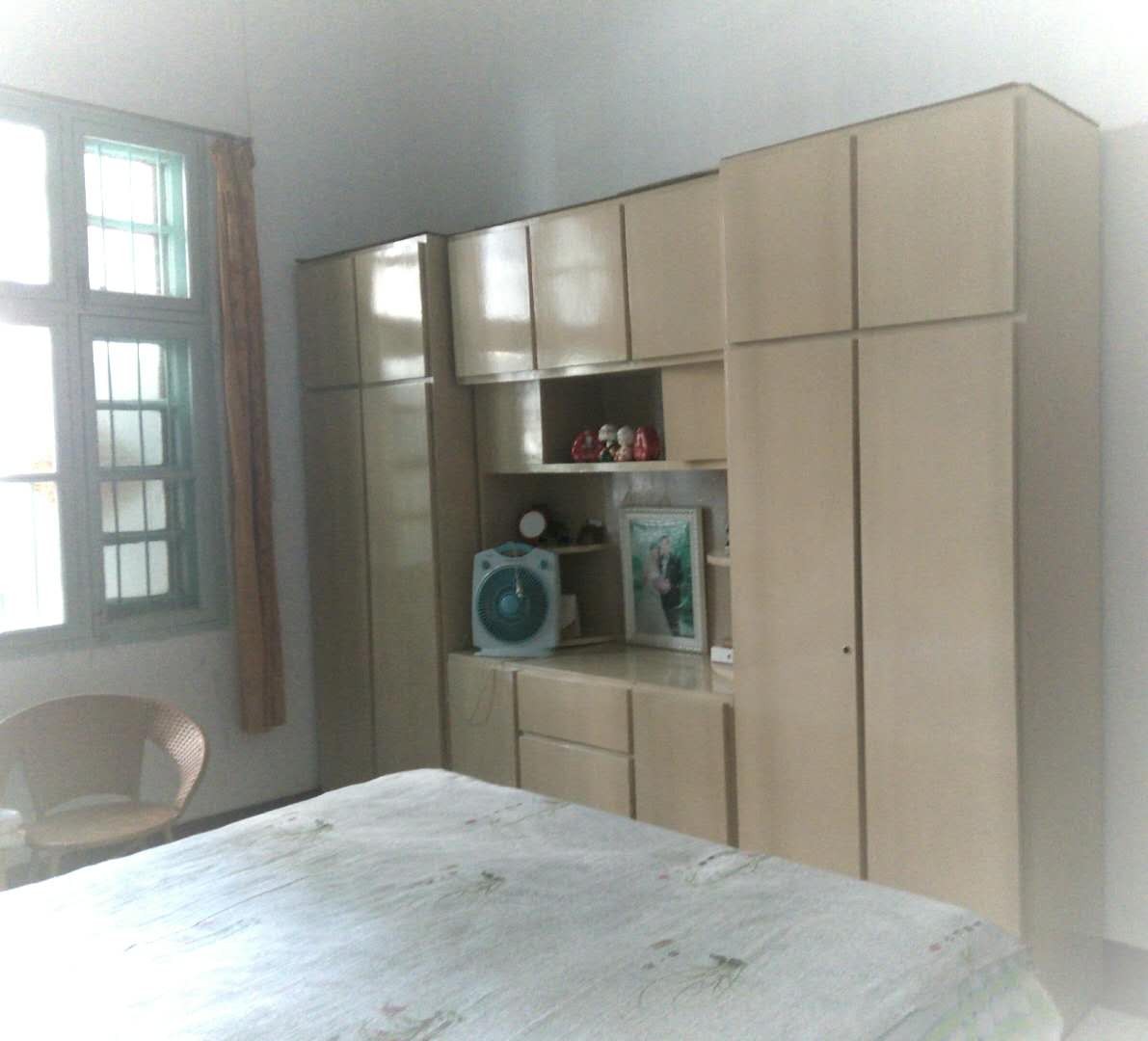 孝感市委大院緊俏優(yōu)質(zhì)三 房+養(yǎng)老房（3室2廳2衛(wèi)）急售