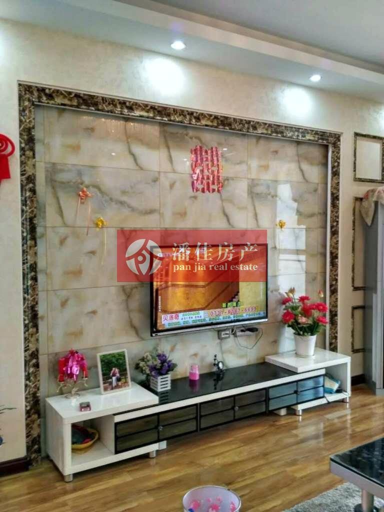 【潘佳房產(chǎn)推薦】【滿二乾坤陽光 高層觀景房140平米南北通透精裝105萬】