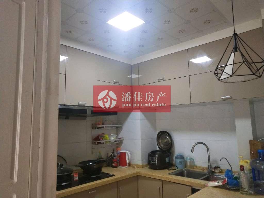 【潘佳房產(chǎn)推薦】【滿二錦繡后湖二期89平米高層精裝未住過(guò)人58萬(wàn)】