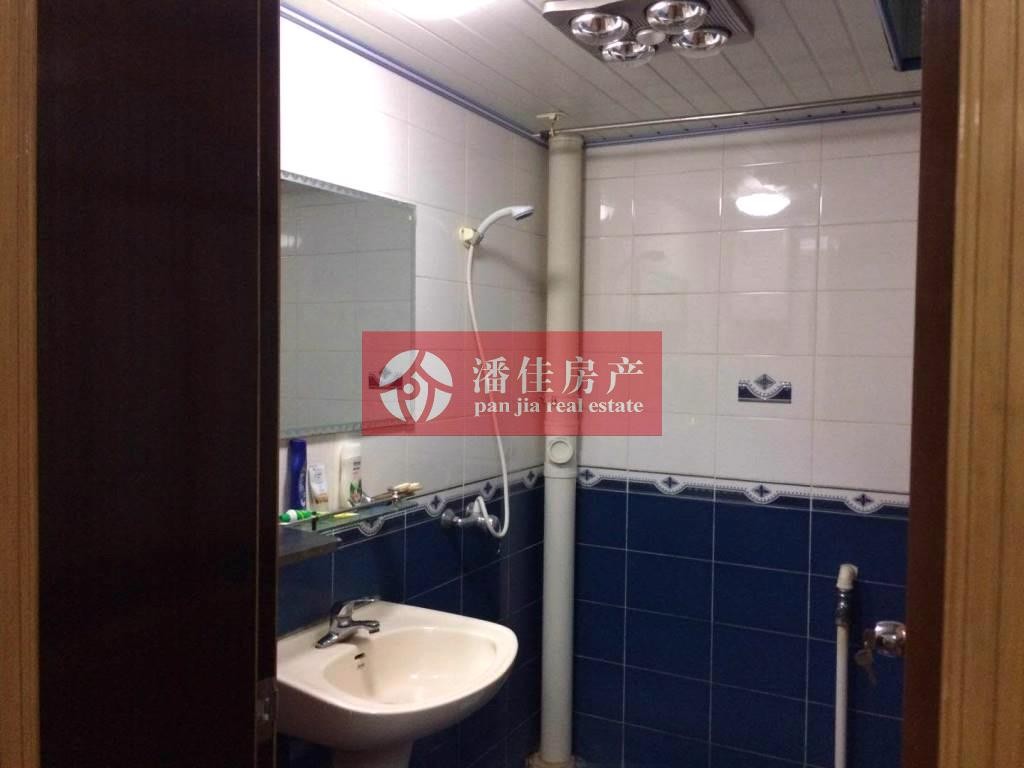 【潘佳房產(chǎn)推薦】滿二城站路北大鴻城高層86平米三居室精裝60萬