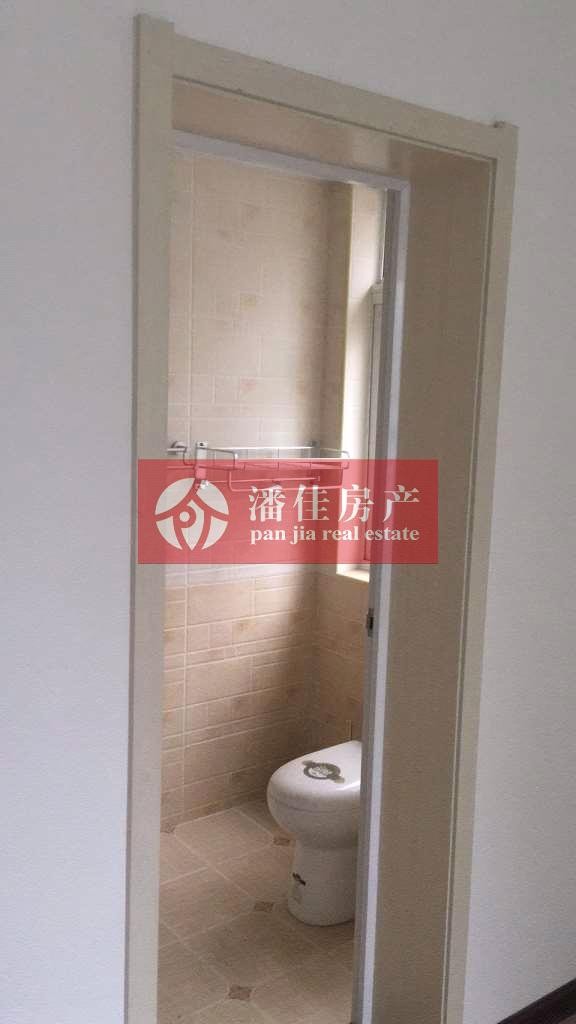 【潘佳房產(chǎn)推薦】【槐蔭大道大潤(rùn)發(fā)超市對(duì)面槐蔭閣4樓110平米三房40萬(wàn)】