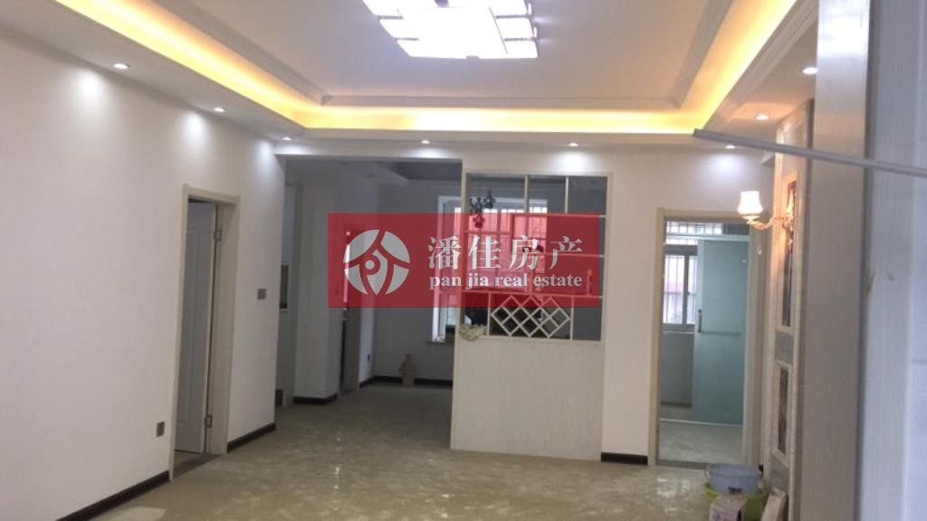 【潘佳房產(chǎn)推薦】【槐蔭大道大潤(rùn)發(fā)超市對(duì)面槐蔭閣4樓110平米三房40萬(wàn)】