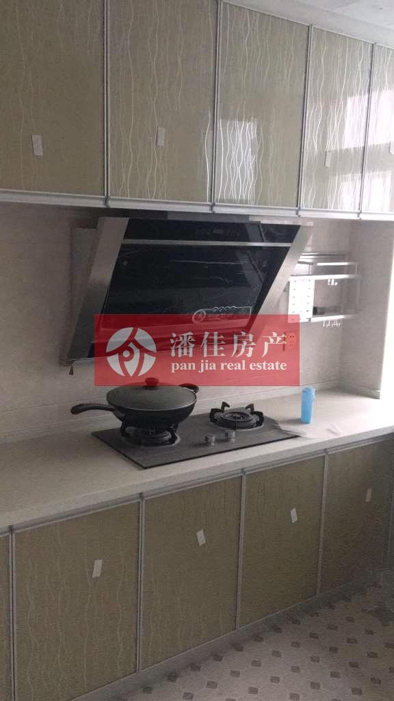 【潘佳房產(chǎn)推薦】【槐蔭大道大潤(rùn)發(fā)超市對(duì)面槐蔭閣4樓110平米三房40萬(wàn)】