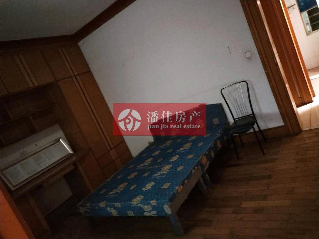 【潘佳房產(chǎn)推薦】【槐蔭大道大潤(rùn)發(fā)超市對(duì)面槐蔭閣4樓110平米三房40萬(wàn)】