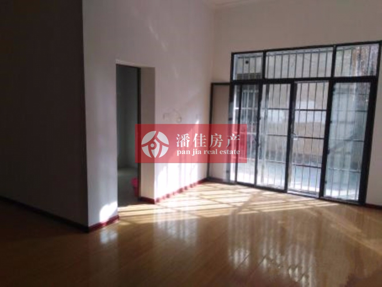 證滿！宇濟(jì)商貿(mào)城低樓層95平36.8萬(wàn)誠(chéng)售