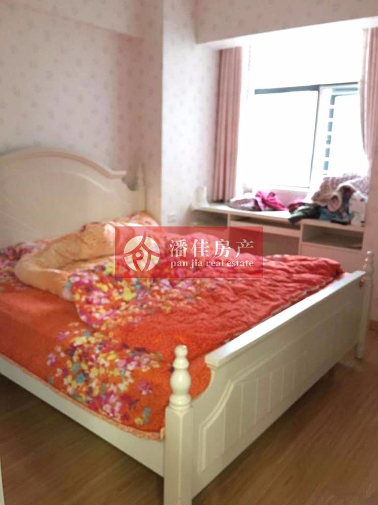 性價比超高！新裝修！北大鴻城87平3房55萬大甩賣！