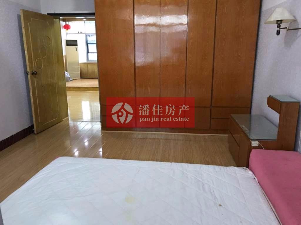 滿五！好停車！槐蔭大道交警單位房3樓93平40萬