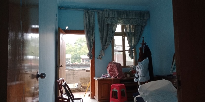 A3222大東門單位房5/7簡裝二室兩證滿五64.4平米售價20萬