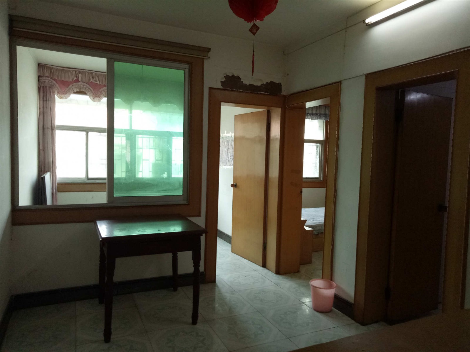 A3570建設(shè)路軍轉(zhuǎn)小區(qū)3/2/13/7簡裝兩證滿五面積95平售價(jià)45萬