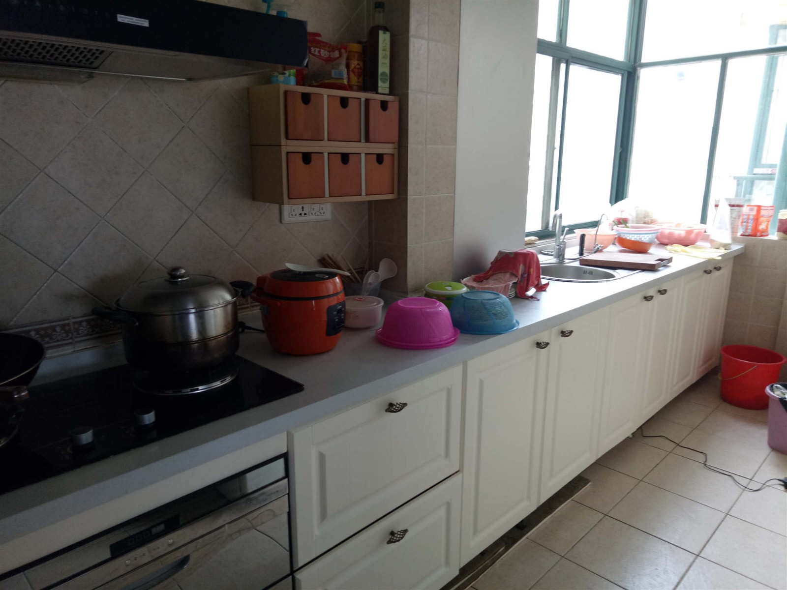 C1412天紫名苑4/2/2精裝14/17面積165平米兩證滿五90萬