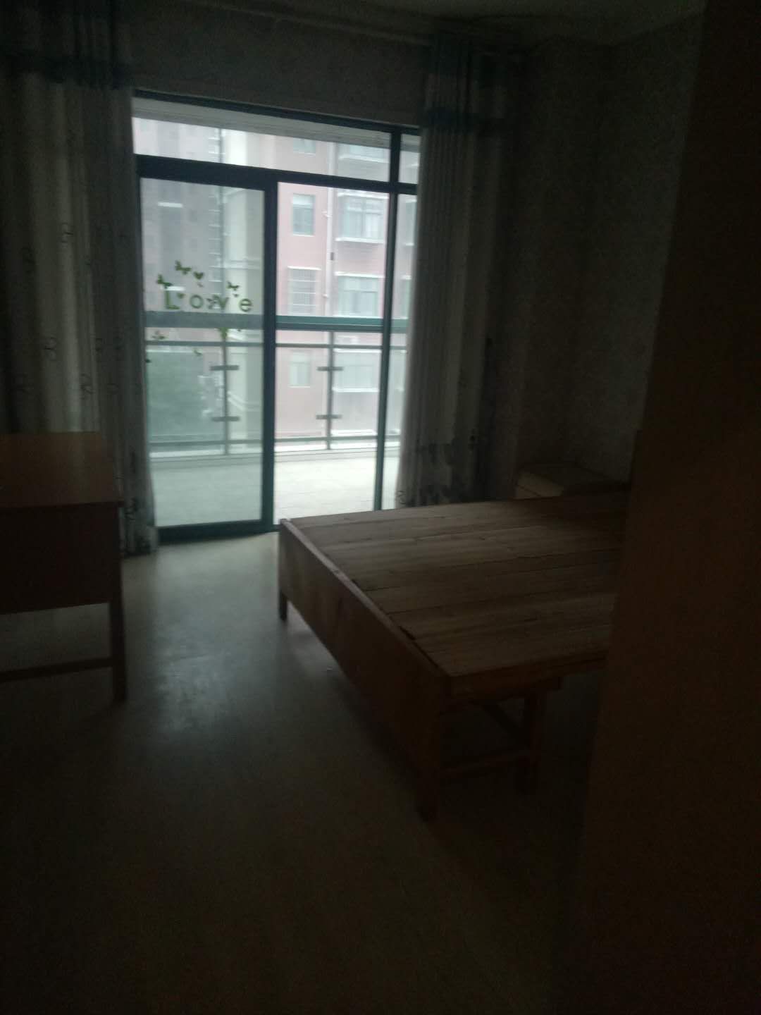 全州国际南区4室2厅全套家电家具