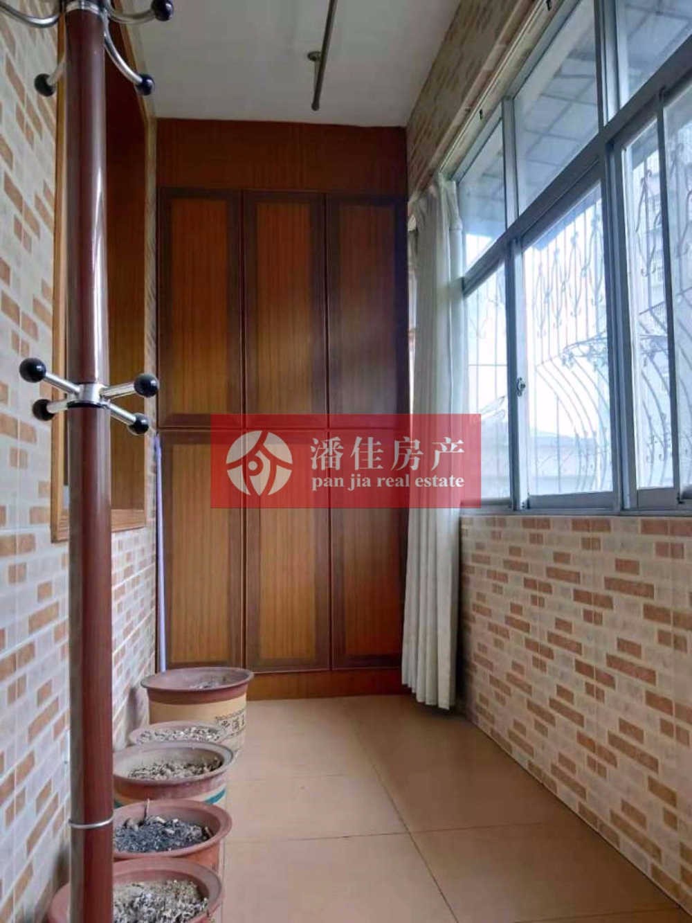 滿二！讀楚環(huán)！建設(shè)路孝柴小區(qū)5/7樓115平三房中裝拎包入住