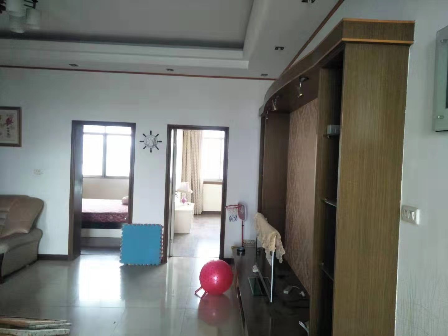 吉房出租建設東路口智美天下幼兒園旁房屋出租3室2廳1衛(wèi)