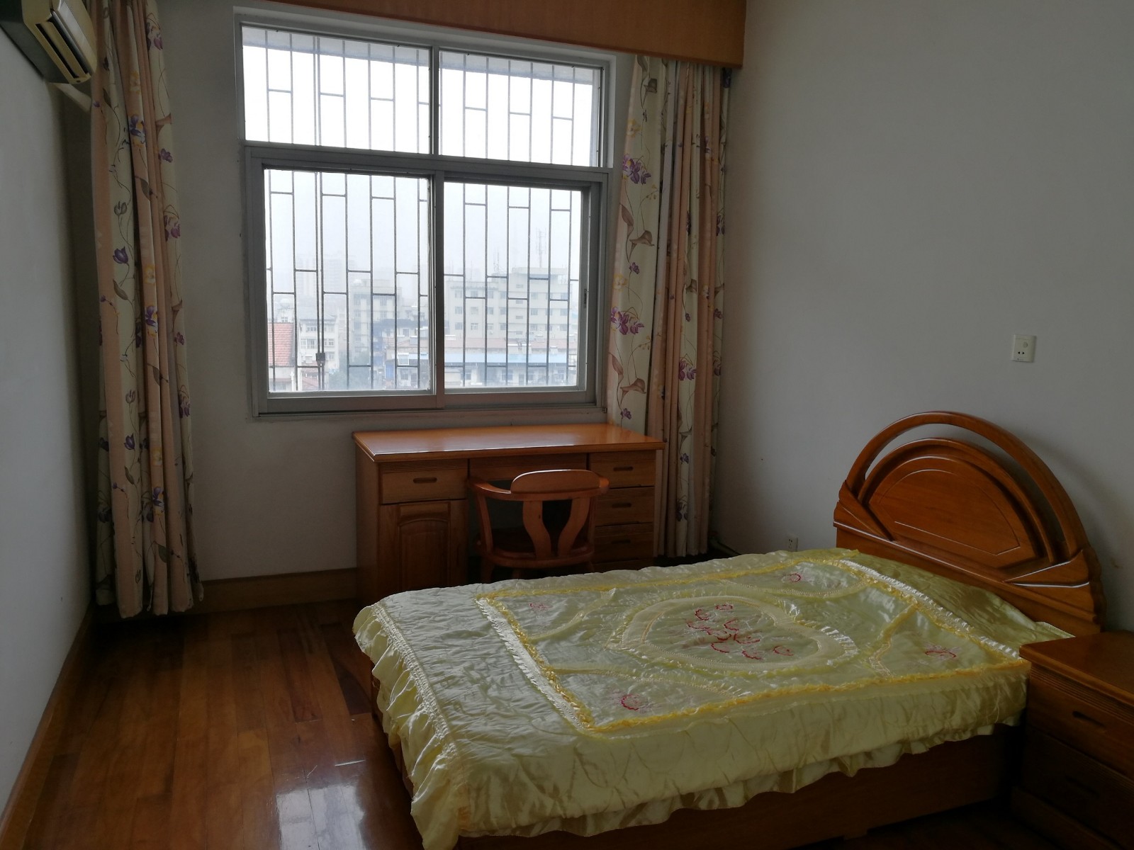 急售！孝感市實(shí)驗(yàn) 、文昌中學(xué)雙 房