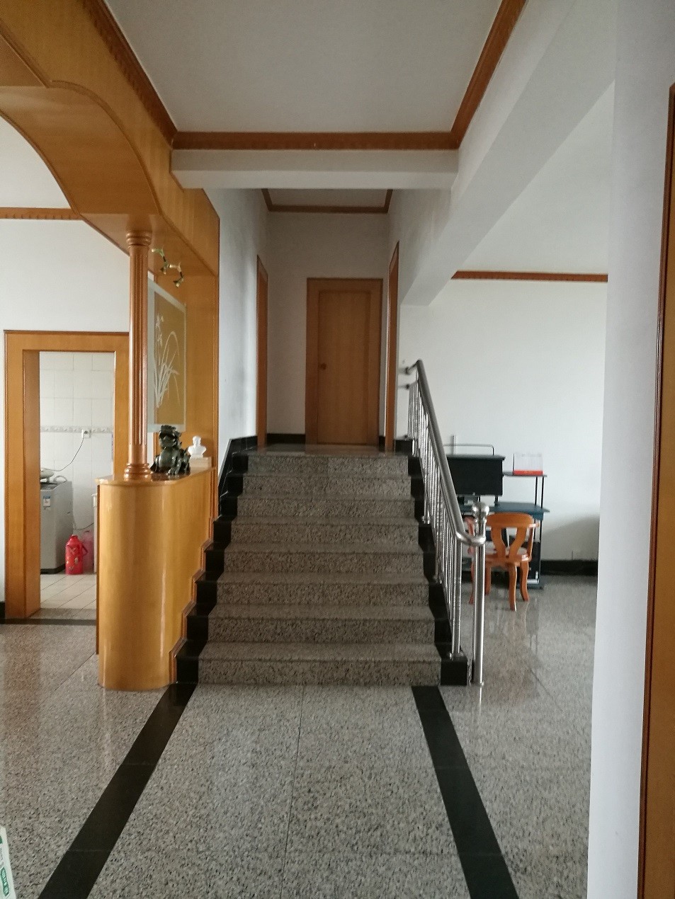 急售！孝感市實(shí)驗(yàn) 、文昌中學(xué)雙 房