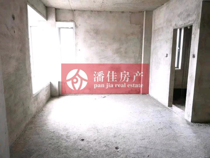 【潘佳房產(chǎn)推薦】【宇濟城中城2/6層131平米簡裝南北通透有院子方便停車60萬】