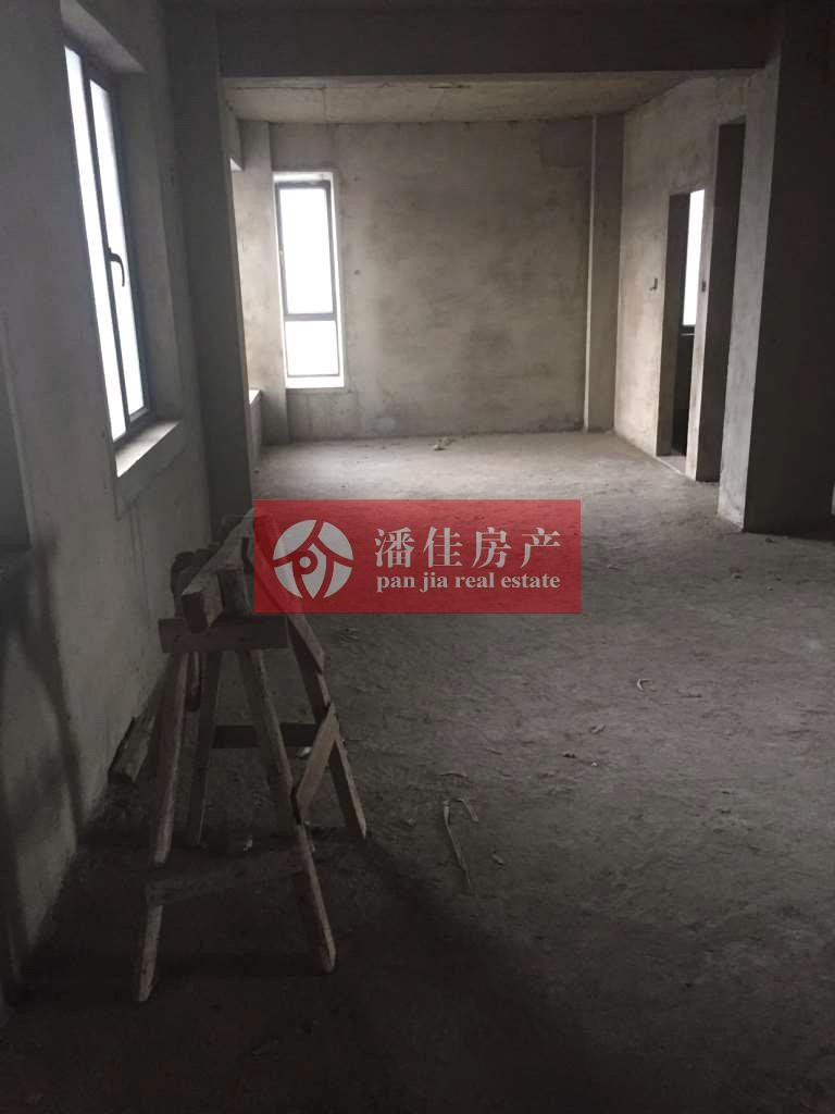 【潘佳房產(chǎn)推薦】【宇濟城中城2/6層131平米簡裝南北通透有院子方便停車60萬】