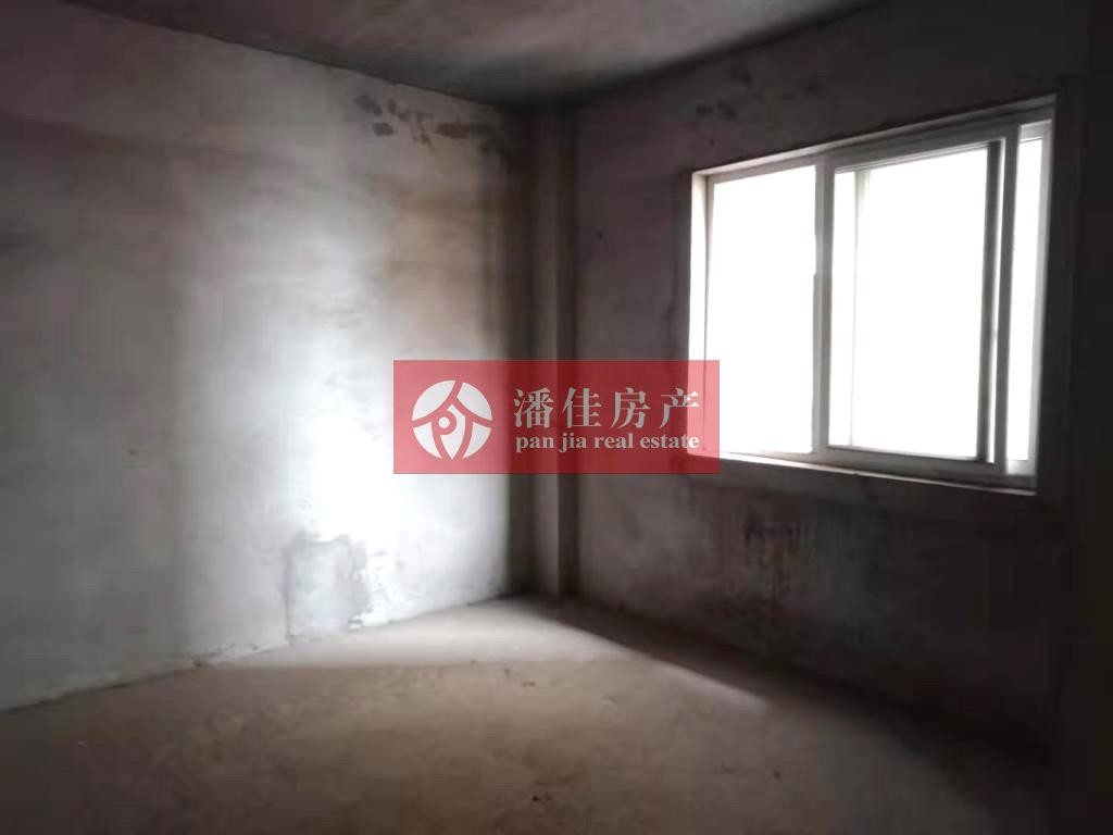 【潘佳房產(chǎn)推薦】滿二乾坤豪府一期139平米精裝南北通透130萬