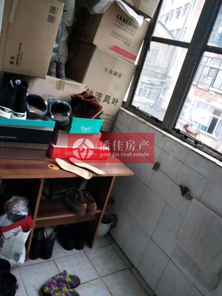 【潘佳房產(chǎn)推薦】楚環(huán)雙 文化路中段55平米4/6樓有院子只要24.3萬