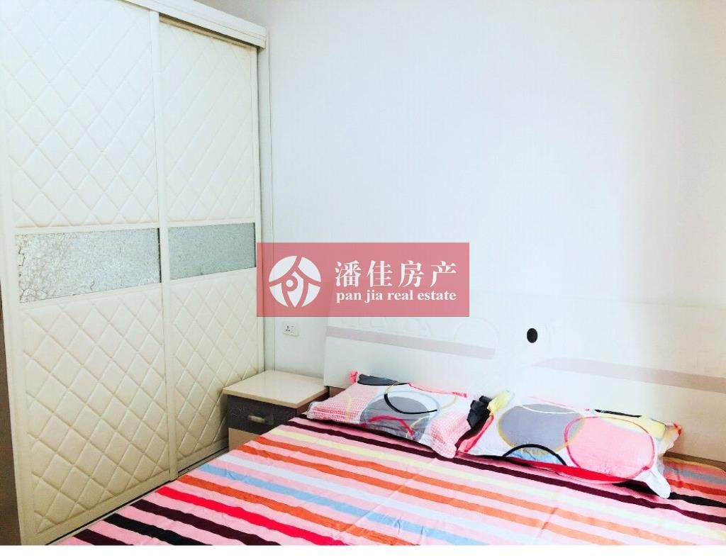 【潘佳房產推薦】【錦繡后湖三期精裝婚房好樓層100平米拎包入68萬】