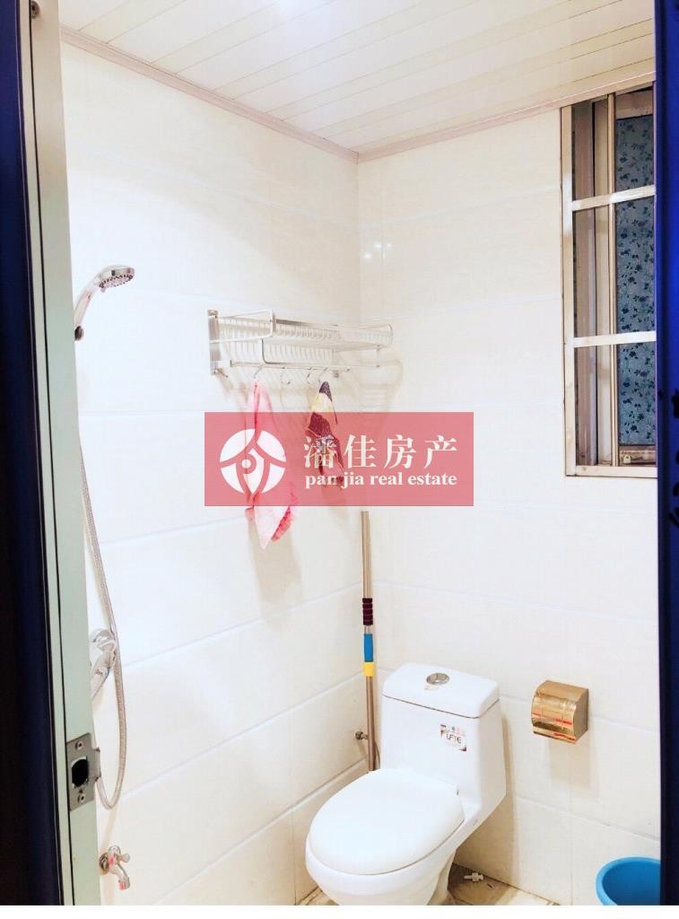 【潘佳房產推薦】【錦繡后湖三期精裝婚房好樓層100平米拎包入68萬】